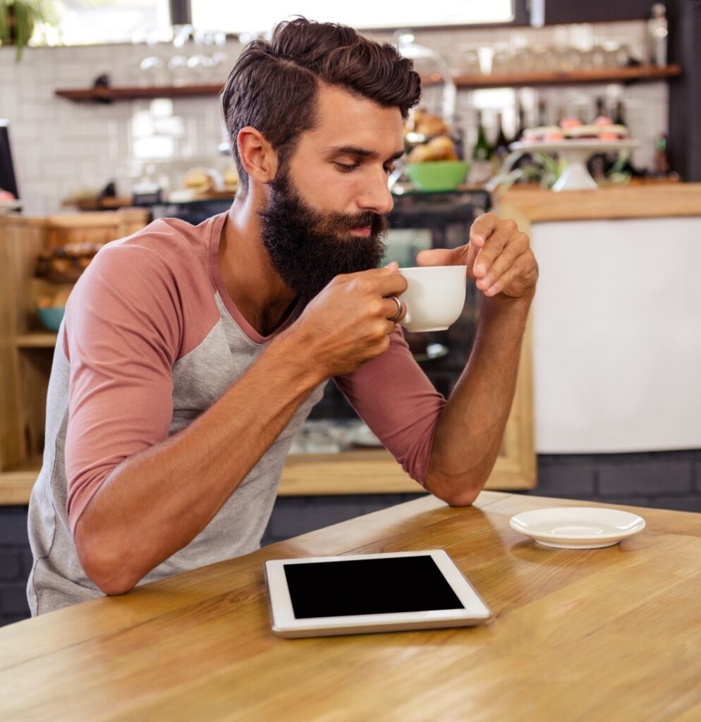 Un homme a décidé de réduire l'usage des réseaux pour sa santé mentale